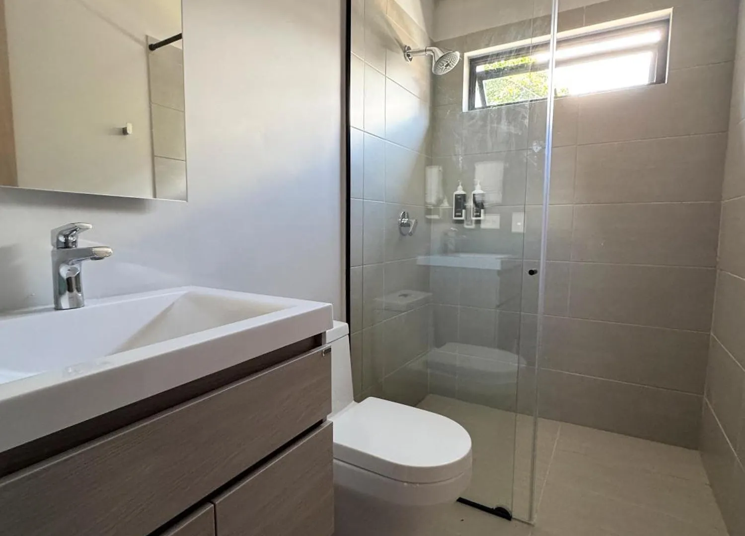 Ecohousing Hotel Medellin Colombia