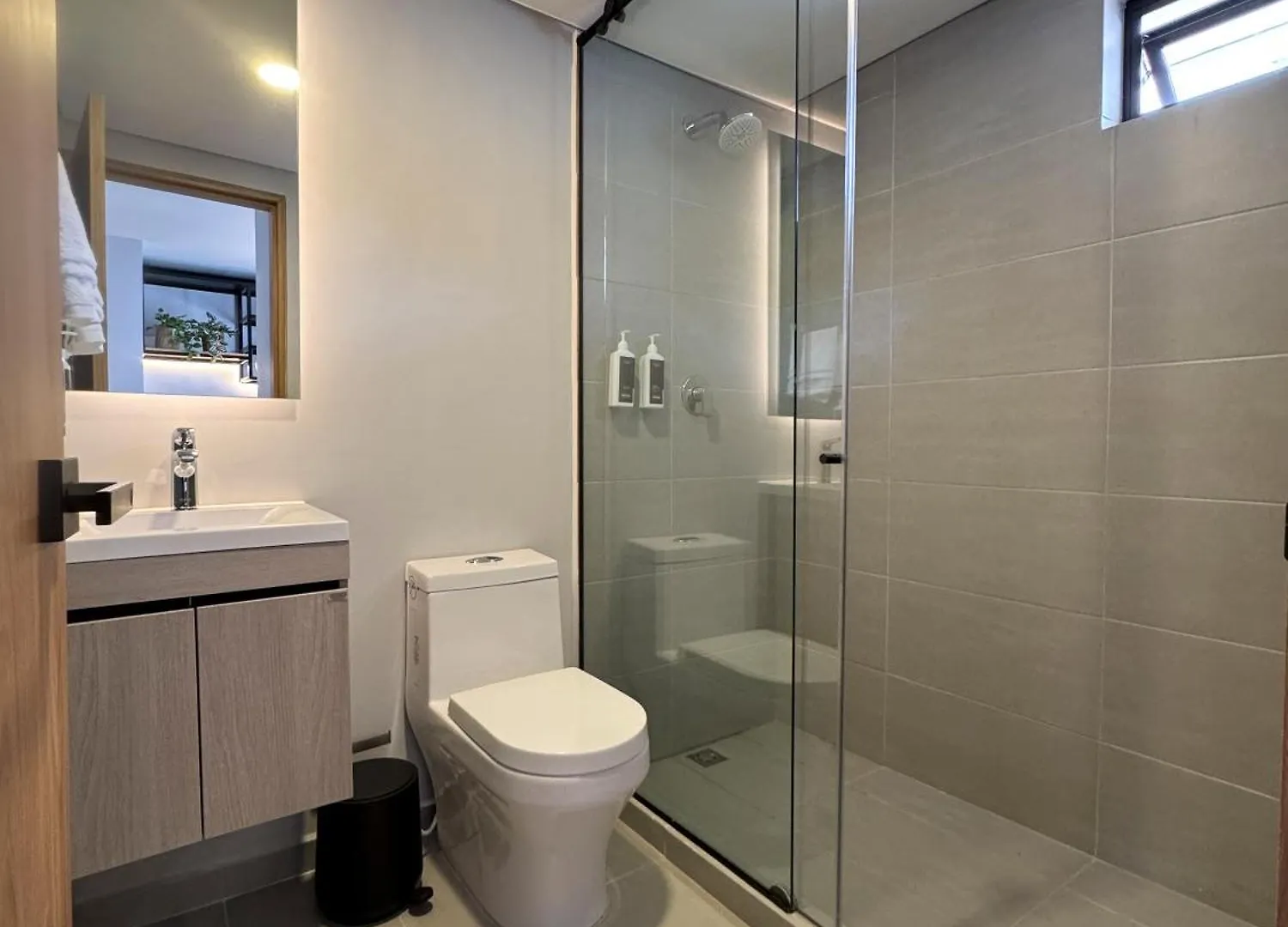 麦德林 Ecohousing酒店 0*,  哥伦比亚